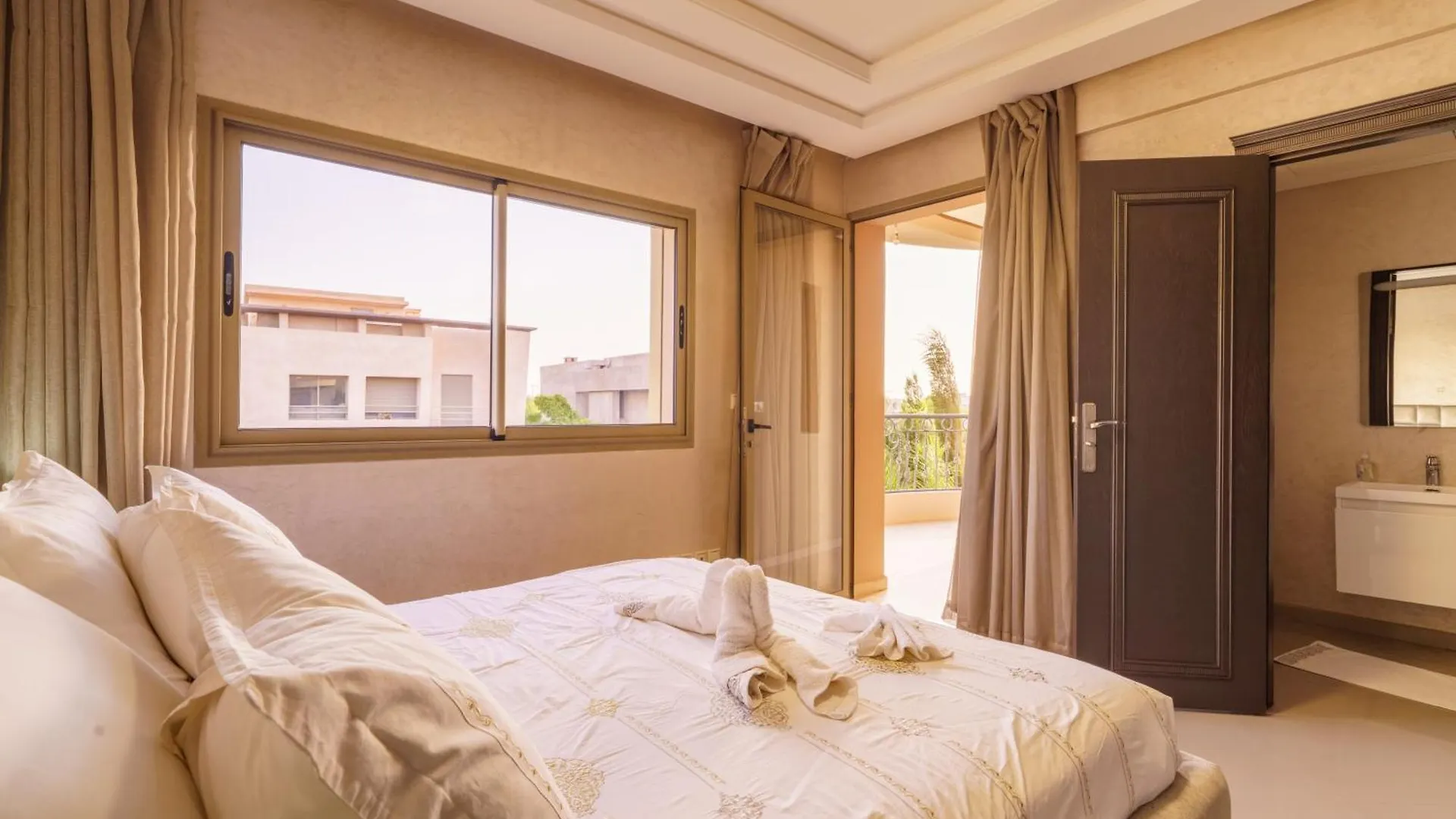 Villa Naciri En Plein Golf Avec Vue Sur Atlas Marakeş